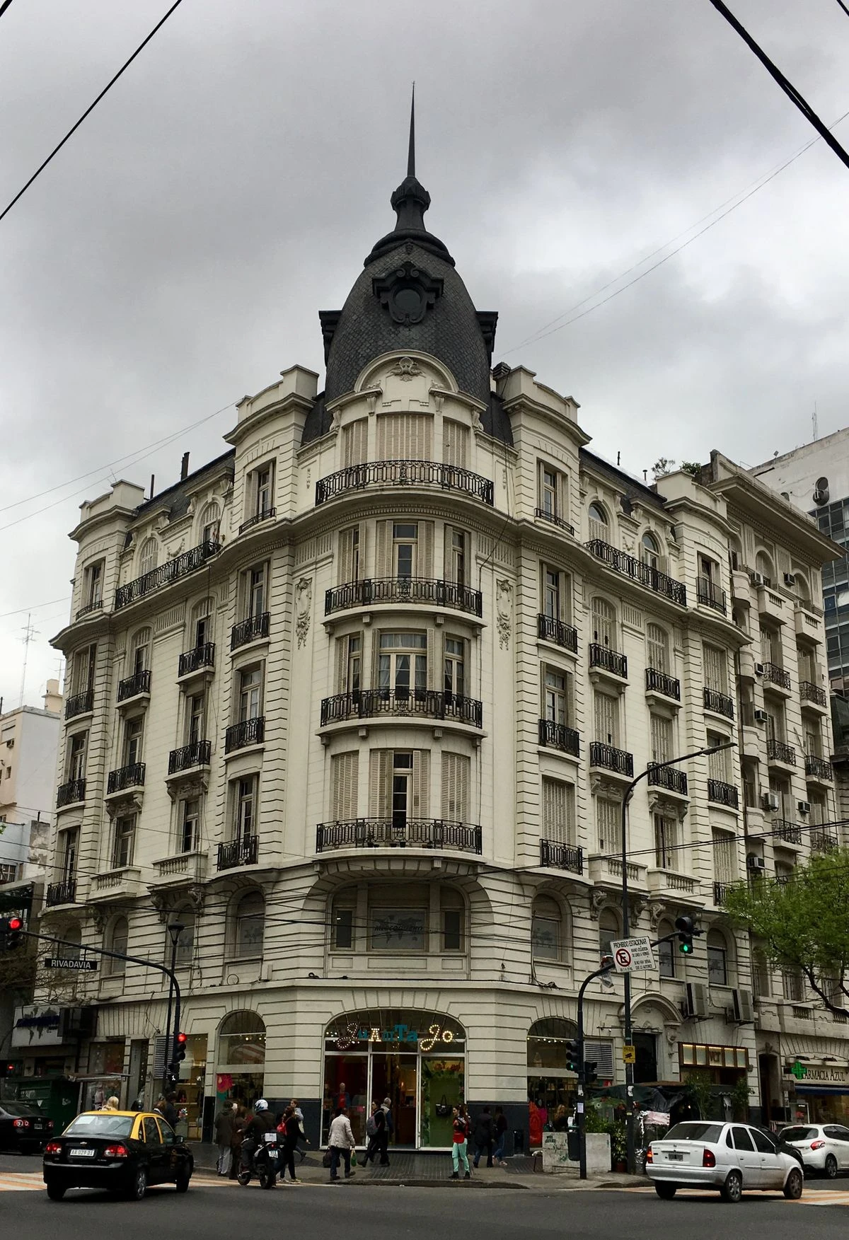 Edificio administrado por Administración Lombardo